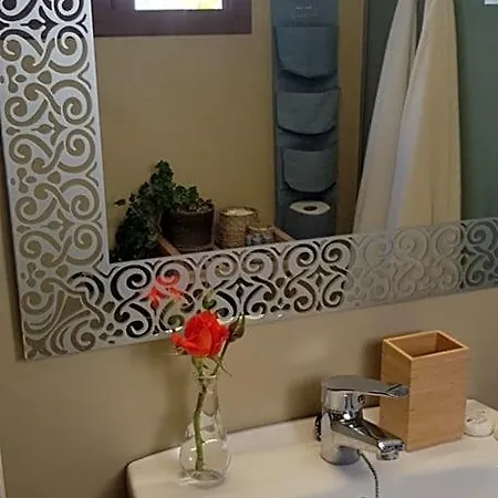 Elescondite Деревянный коттедж *