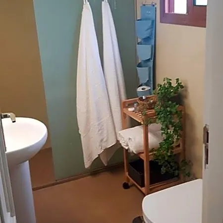 Деревянный коттедж Elescondite *